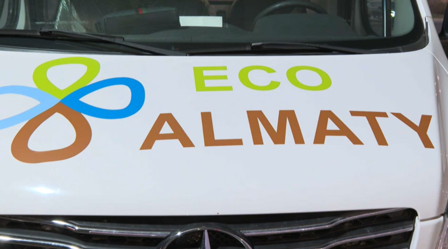 Алматыда көліктер ауаны ластап жатыр