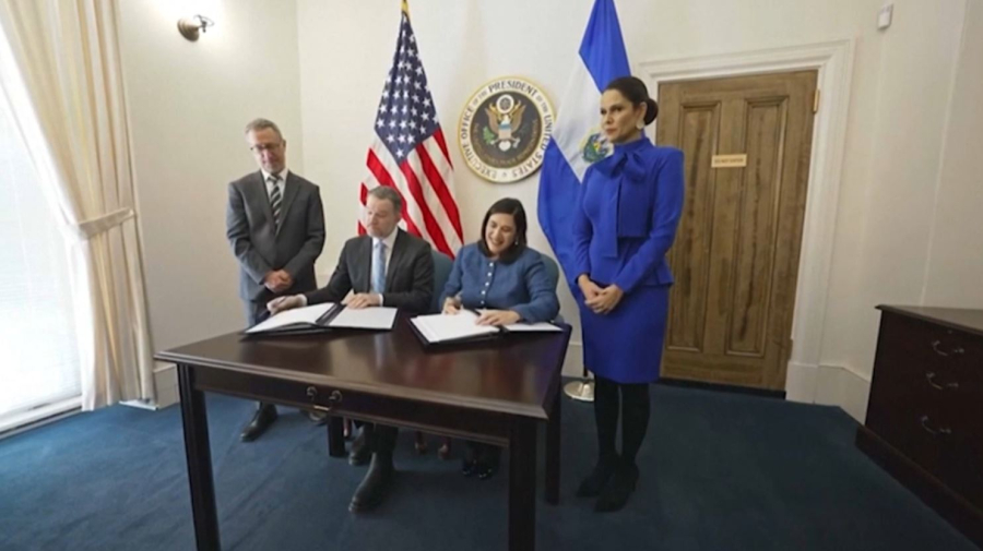 США и Сальвадор подписали новое торговое соглашение