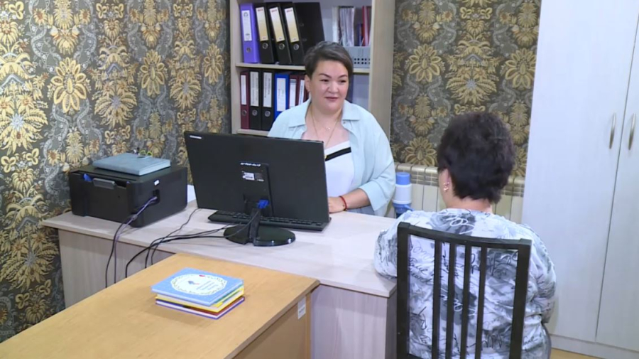 Число частных кризисных центров сокращается в Казахстане