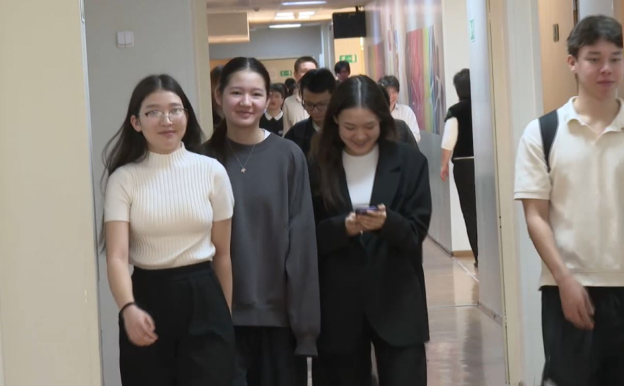 Мемлекет басшысы: Өскелең ұрпақты әлеуметтік кеселдерден сақтау маңызды