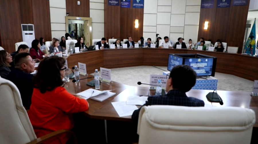 Расширенное заседание научно-экспертного совета АНК состоялось в Астане