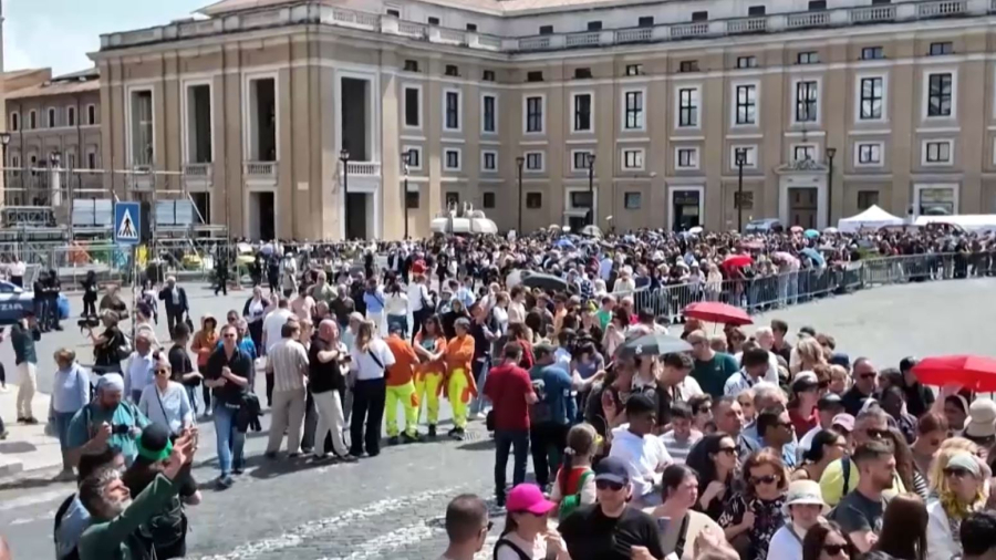 Рим папасымен қоштасу үшін 100 мың адам кезекте тұр