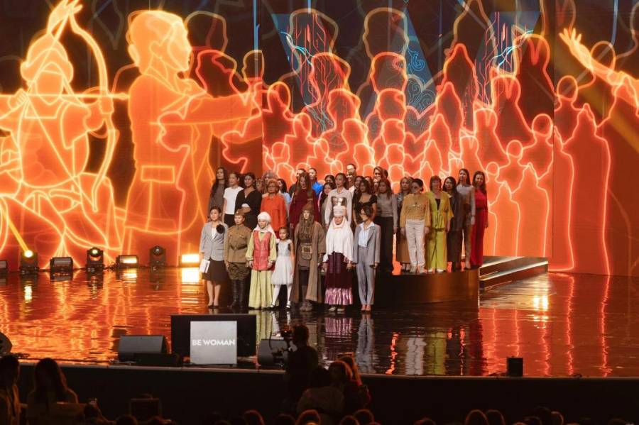 Аида Балаева описала портрет казахстанской женщины