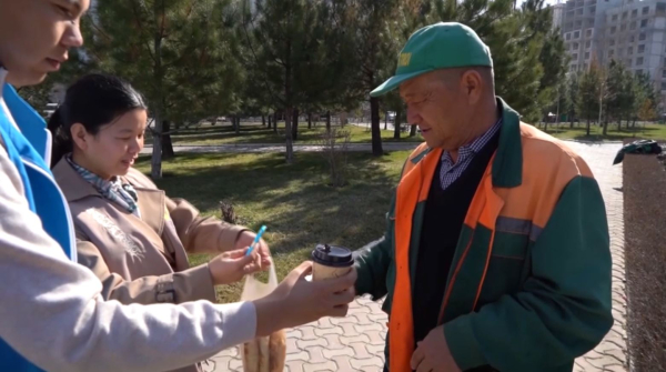 Шымкенттегі волонтерлердің өнегесі елге үлгі