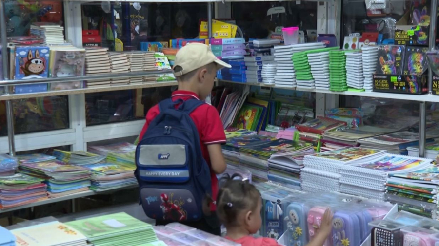 По проекту АНК «Жомарт жан» 532 школьника получили учебные принадлежности