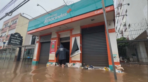 Наводнения на юге Бразилии: число погибших выросло до 136 человек