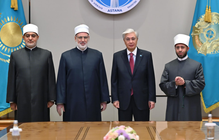 Президент Мұхаммед Абдурахман Әл-Дуайнимен кездесті