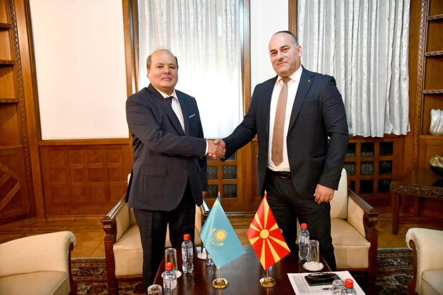 Парламентариев Северной Македонии пригласили в Астану