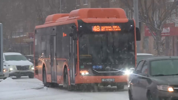 Ақтөбеде жолаушылар автобусы жетіспейді