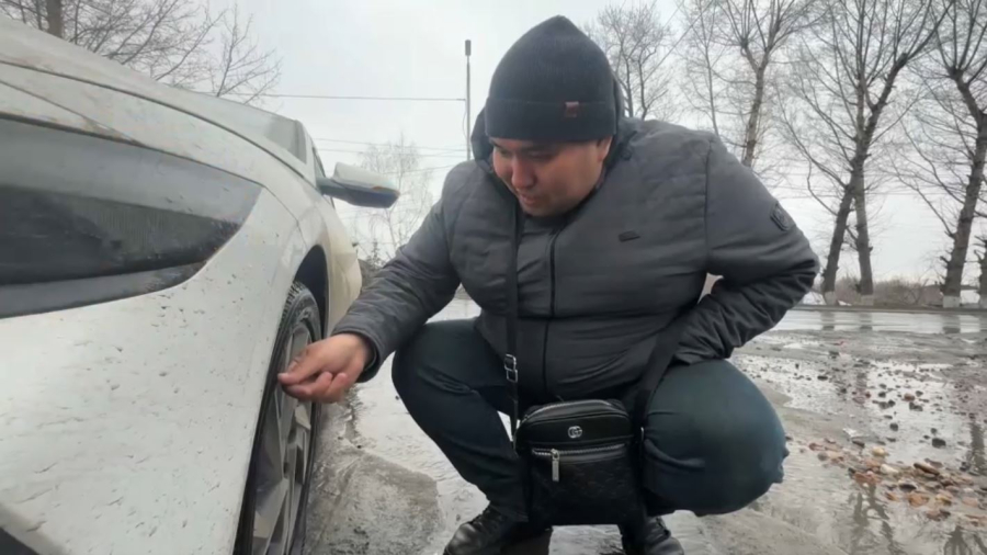 Өскеменде жүргізушілер сапасыз жолдардан әуреге түсіп жүр