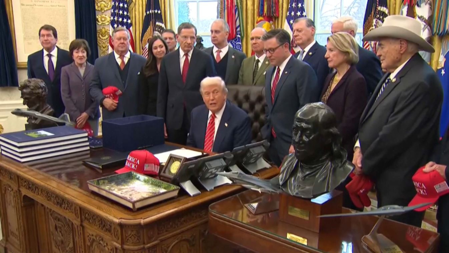 Краткосрочный шатдаун завершился в США