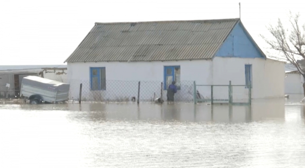 Тасқыннан зардап шеккендерге көмек