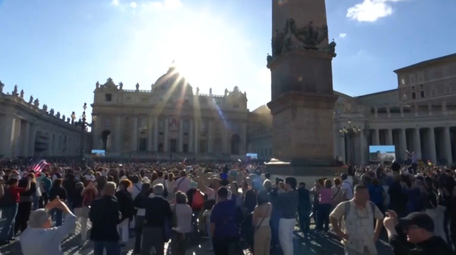 Католики приветствуют нового Папу Римского