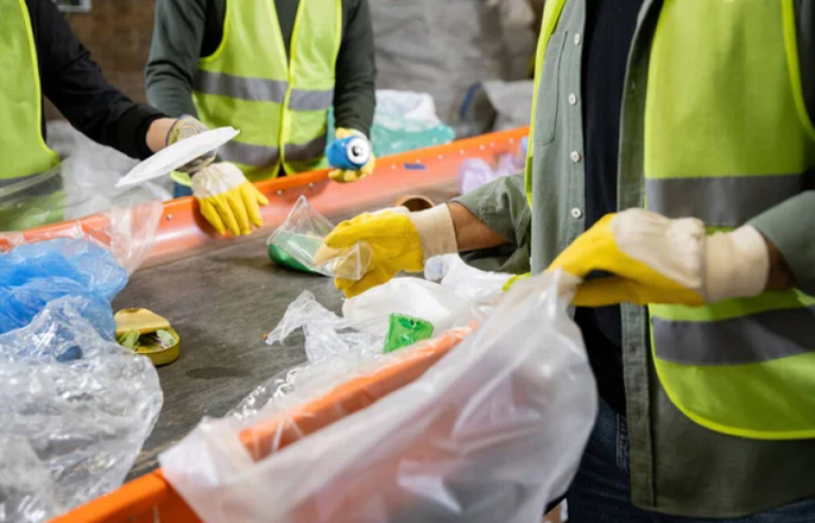 Казахстан расширяет переработку отходов