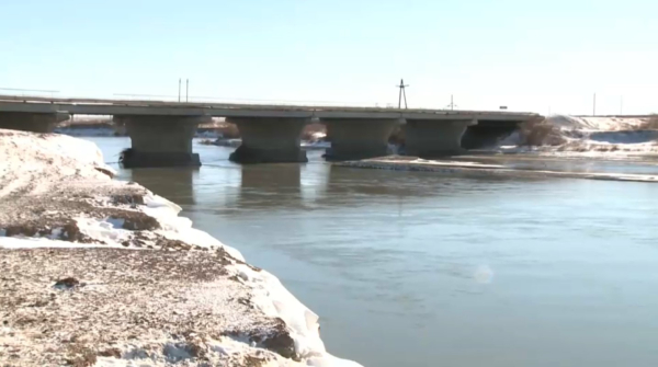 О критическом состоянии плотины канала имени Сатпаева предупредил сенатор