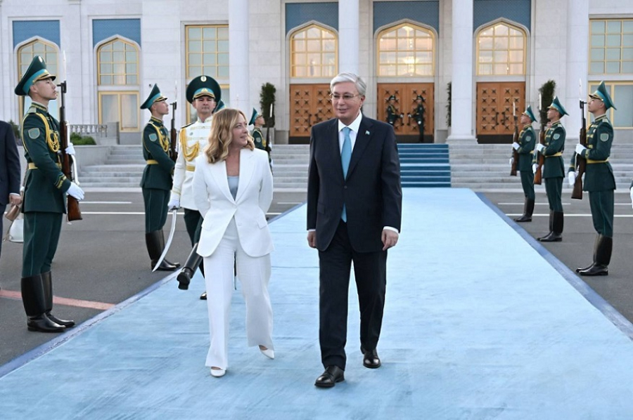 Токаев проводил Премьер-министра Италии в аэропорту Астаны