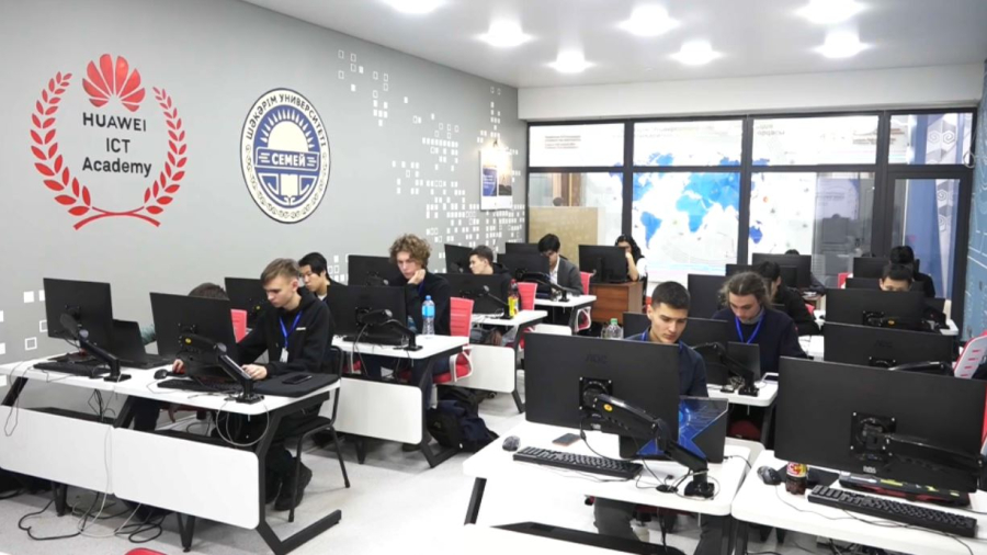 Семейде инновациялық байқау өтті 