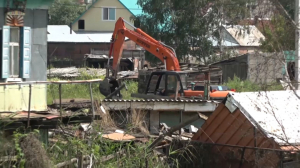 Петропавлда тасқын кезінде бүлінген 900 үй сүрілді