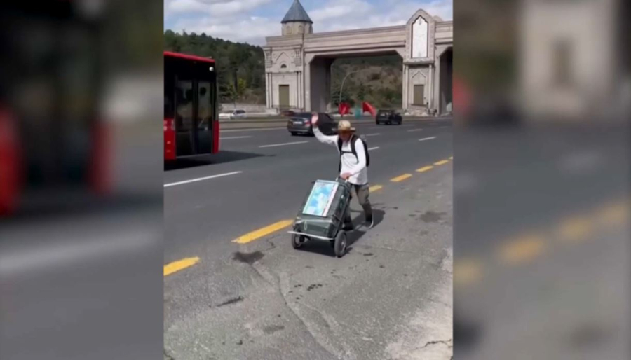 75 жастағы ұлытаутық жиһанкез әлемді жаяу аралауға аттанды