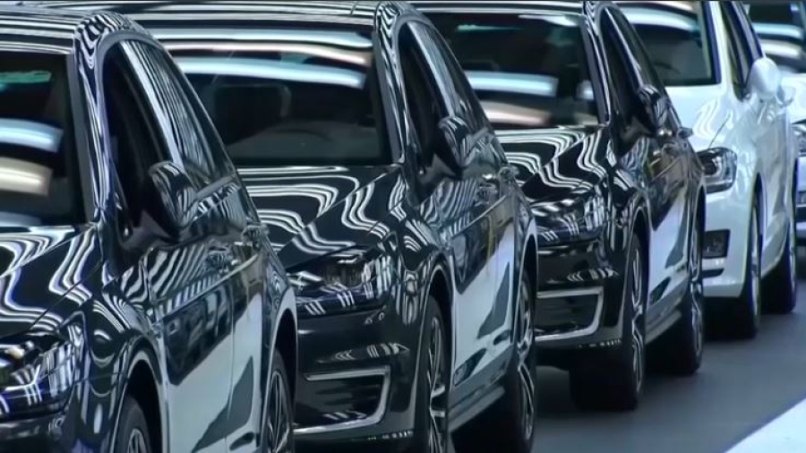 Volkswagen 100 мың қызметкерін қысқартады