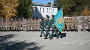 Больше 2 тыс. военнослужащих срочной службы наградили часами