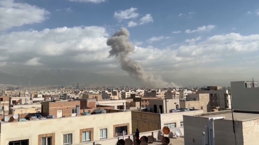 Израиль нанес удары по Ирану