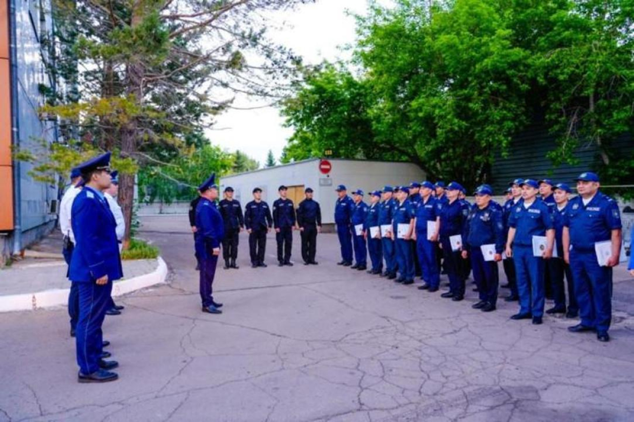 В столице штрафуют родителей за ночные прогулки подростков