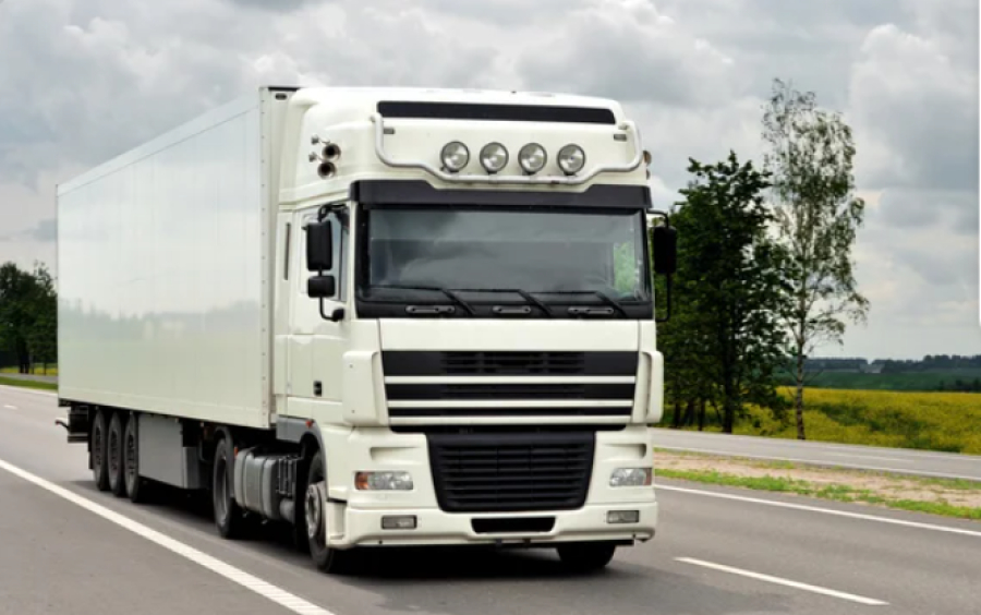 Незаконная регистрация грузовиков: ущерб превысил ₸740 млн