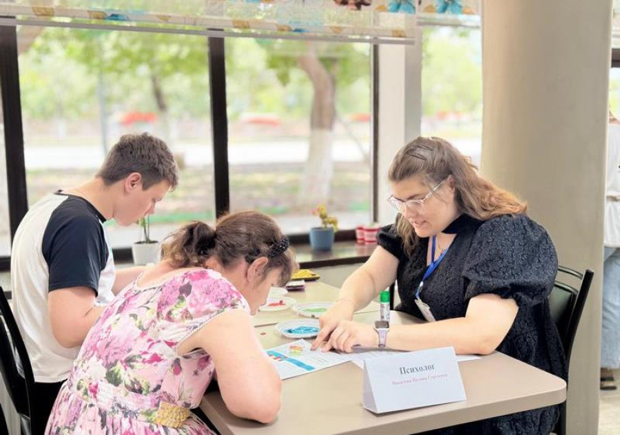 Интеграционный центр для людей с ментальными особенностями заработал в Караганде