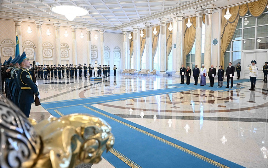 Токаев поздравил послов 7 стран с началом дипмиссии в Казахстане