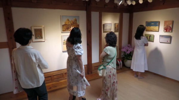 Кореяда қазақстандық суретшінің туындылары көрсетілді