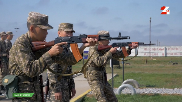 Мерзімді борышын өтеп жатқан жауынгерлердің бір күні