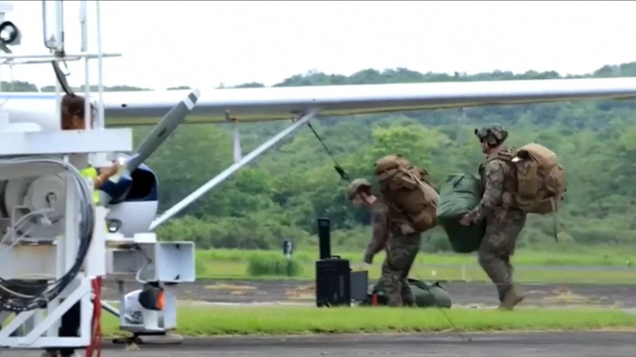 Военные самолёты США были замечены у побережья Венесуэлы