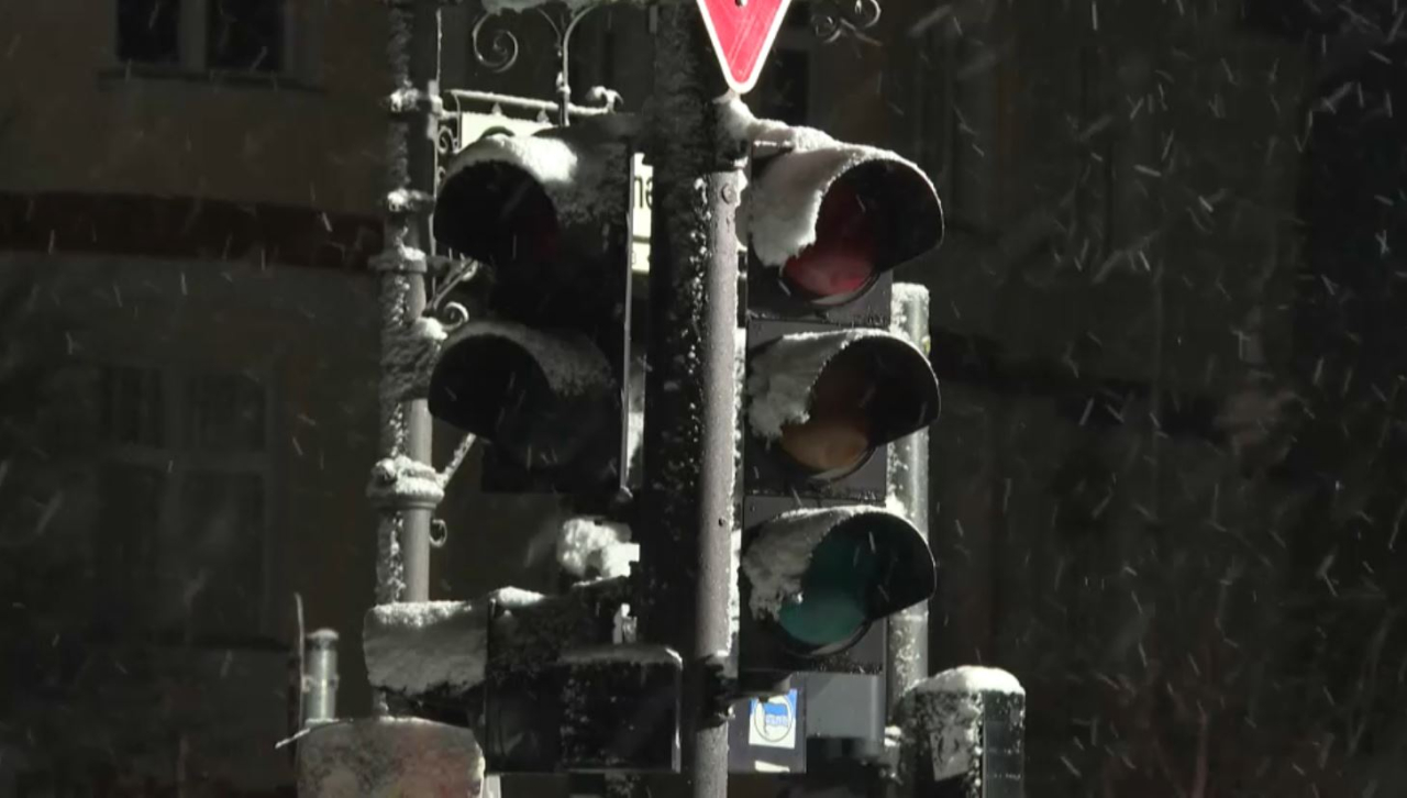 Берлинде 45 мың тұрғын жарықсыз қалды