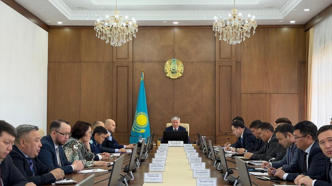 Привлечение инвестиций и развитие промышленности обсудили в области Улытау