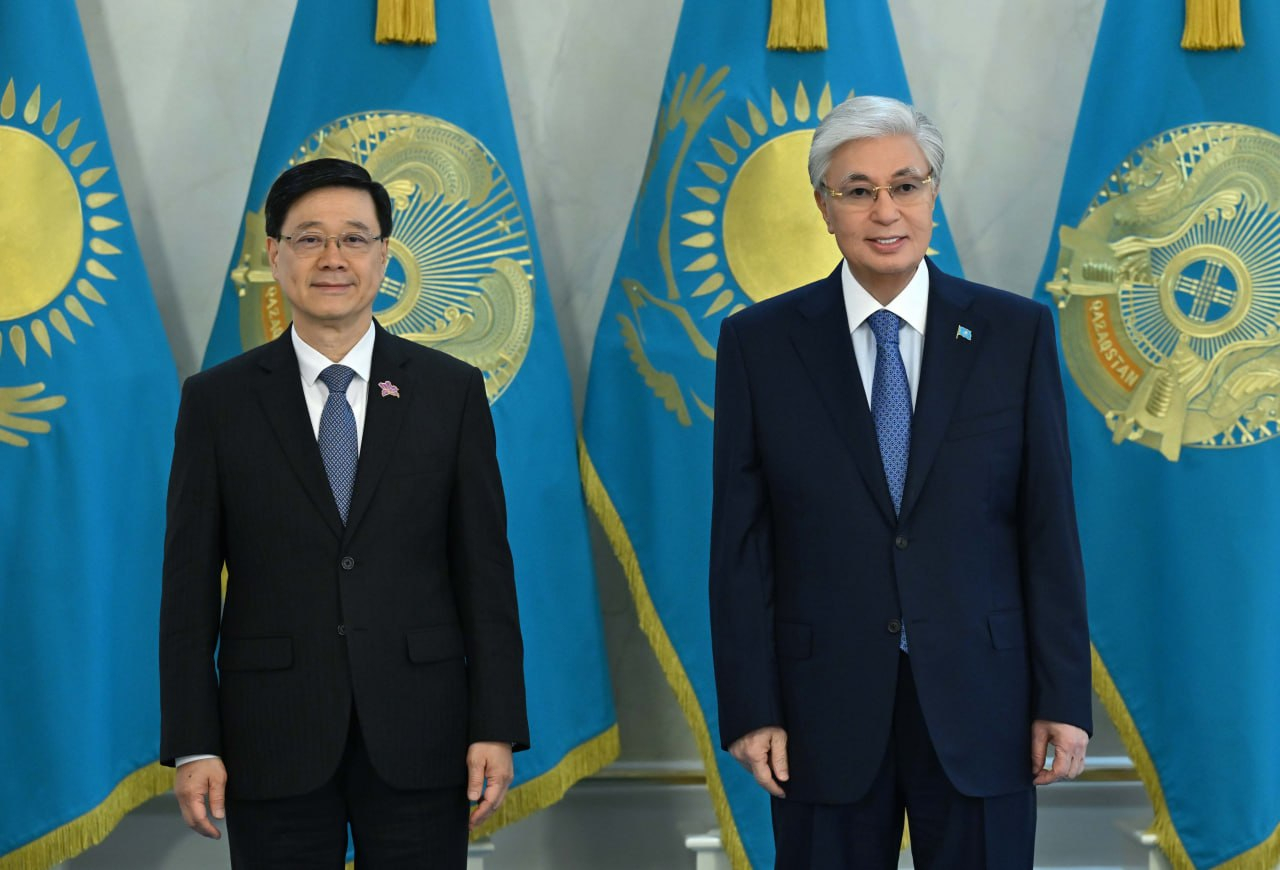 Президент Гонконг Арнаулы әкімшілік ауданы Әкімшілігінің Басшысымен кездесу өткізді