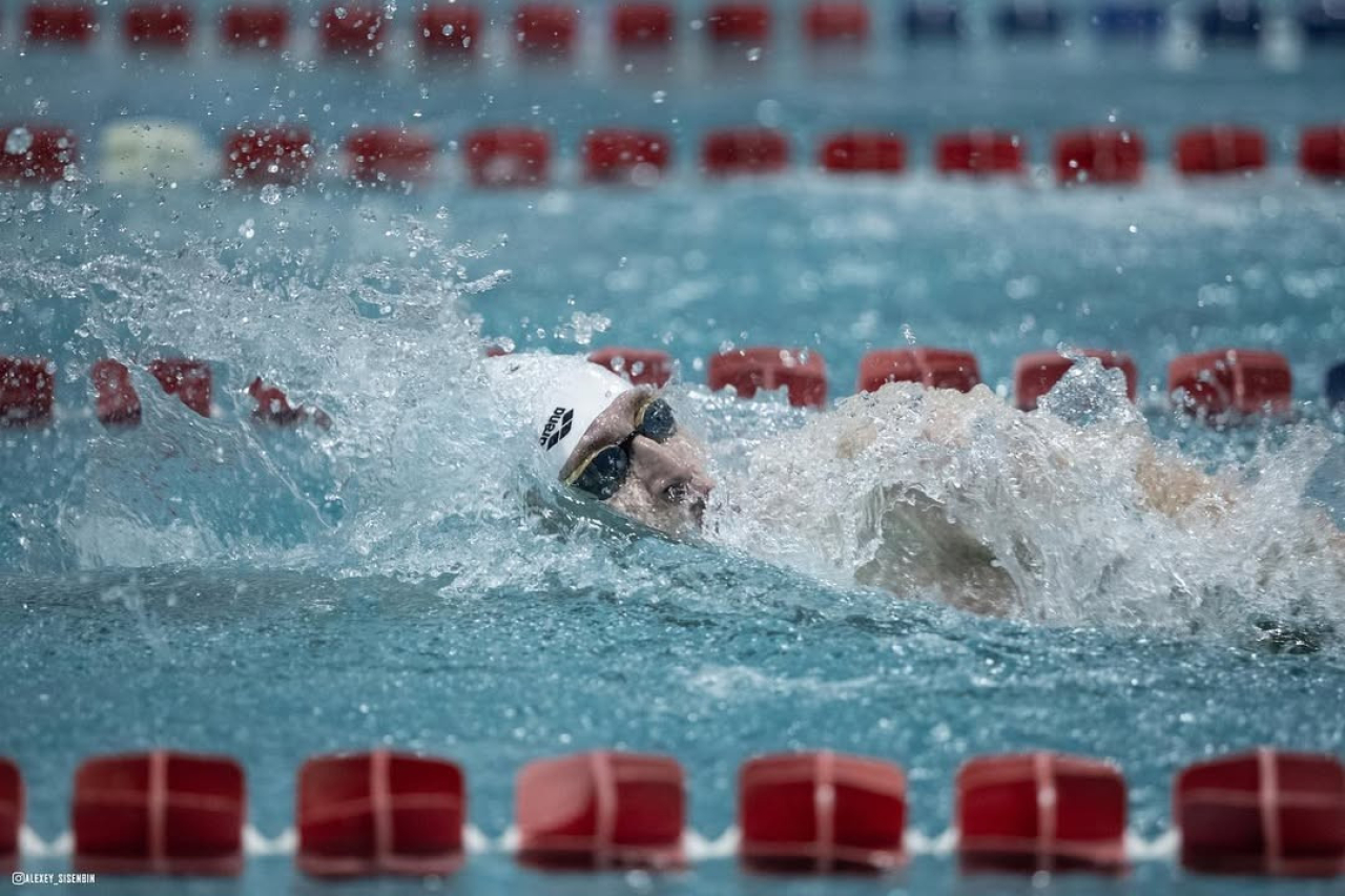 Казахстанские пловцы завоевали ещё две медали на чемпионате Азии в Индии