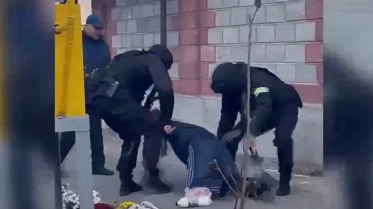Бопсалау мен есірткі саудасы: ІІМ 22 қылмыстық топ мүшелерін ұстады
