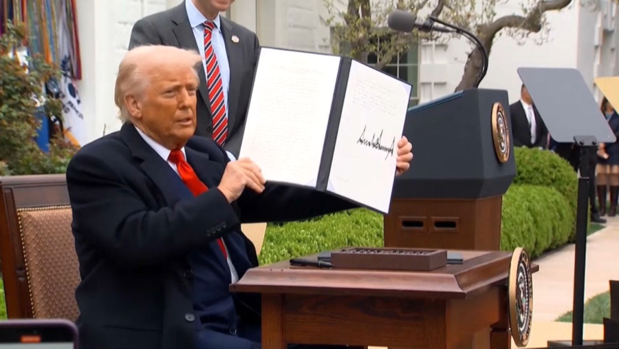 Дональд Трамптың тариф саясаты жаһандық қор нарығын құбылтты