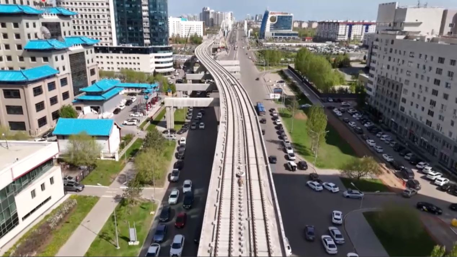 Укладка 50% рельсов для LRT завершена в Астане