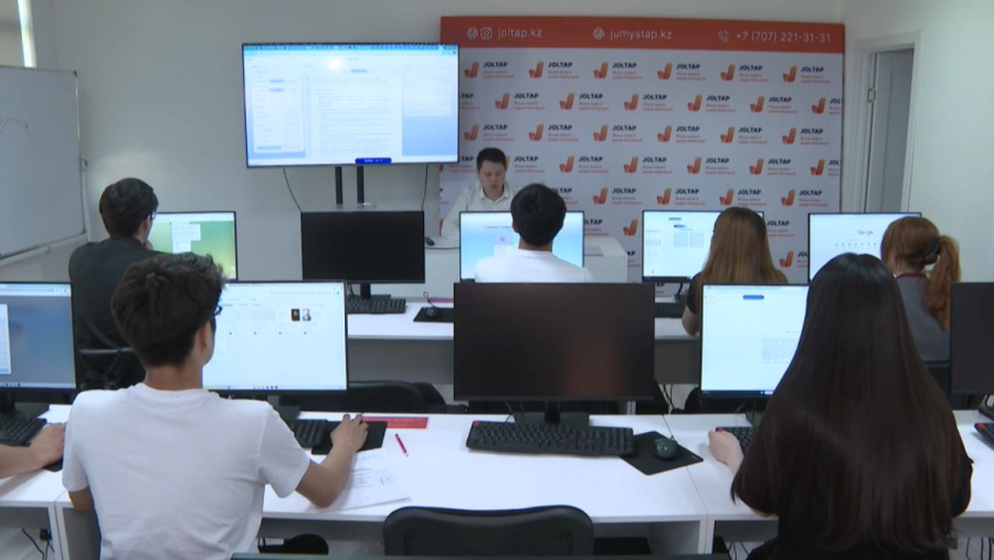 «JOLTAP»:  12 тыс. человек освоили новые профессии
