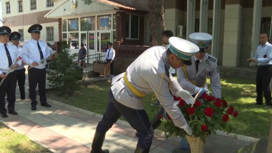 Память погибших полицейских почтили в Алматинской области