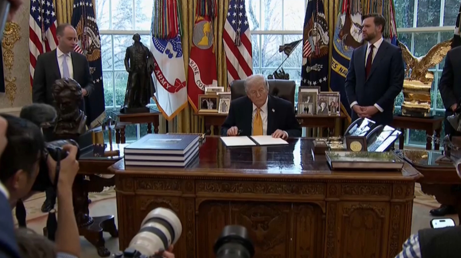 Трамп переносит визит в Китай на месяц