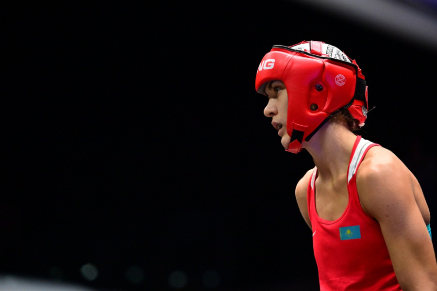 Карина Ибрагимова пробилась в 1/8 финала ЧМ по боксу