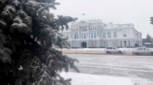 Штормовое предупреждение объявлено на большей части Казахстана