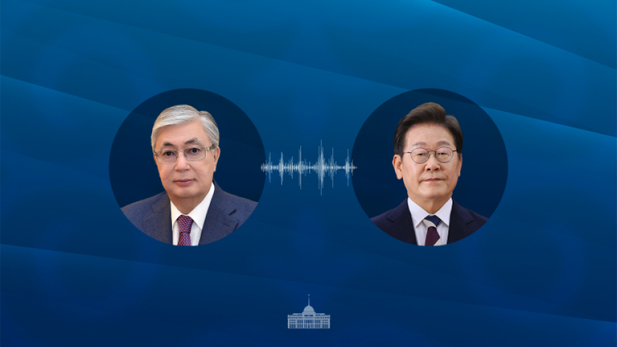 Глава государства провел телефонный разговор с Президентом Республики Корея