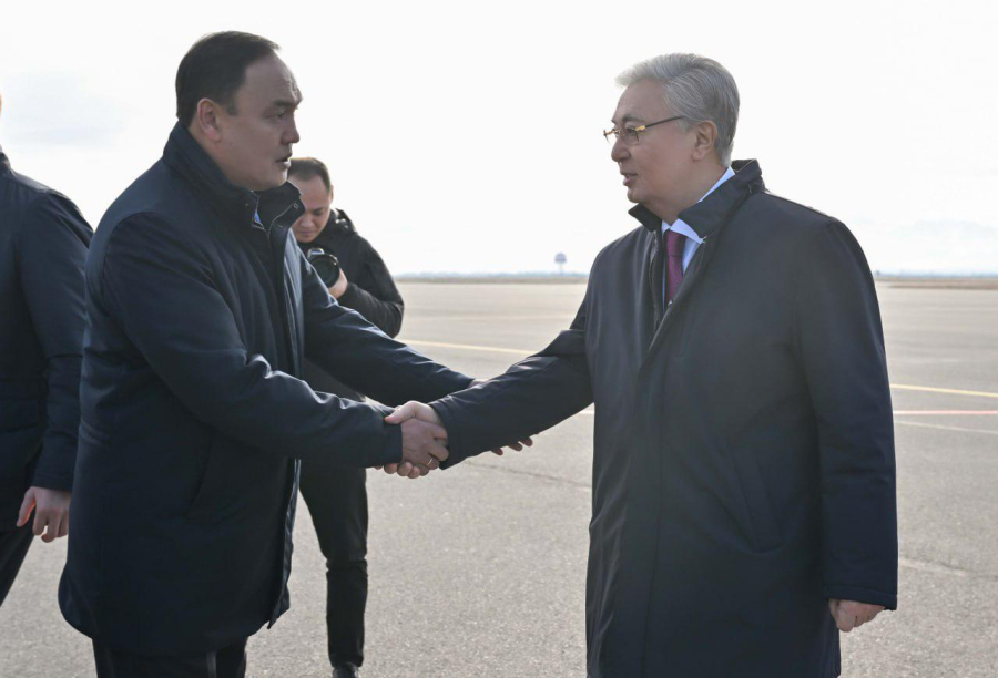 Глава государства прибыл с рабочей поездкой в Жамбылскую область