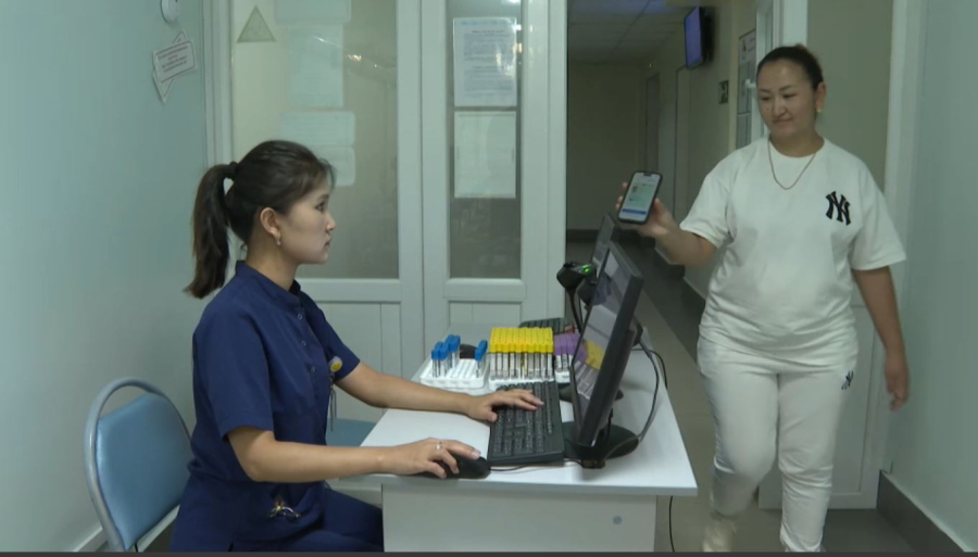 Енді дәрігерлерге жасанды интеллект көмектеседі