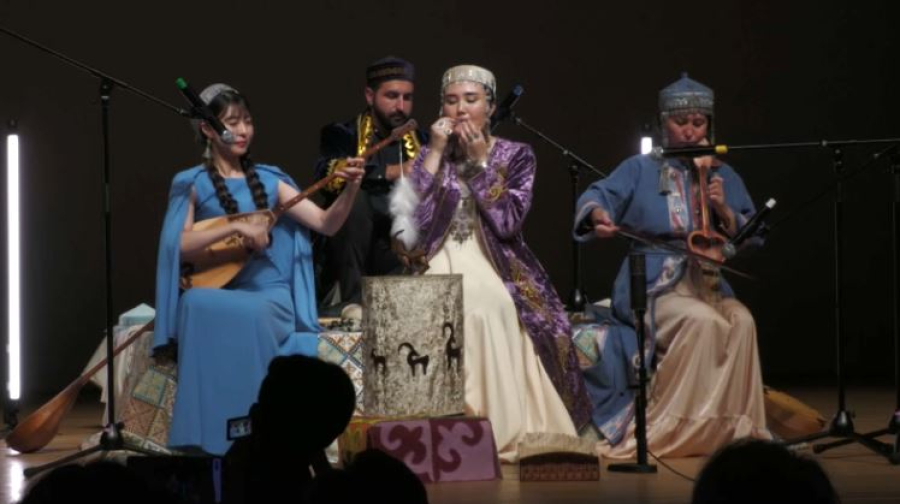 Казахская народная музыка покорила жителей Японии