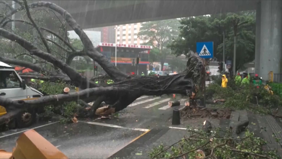 Қытайда көшкіннен екі адам қаза тапты